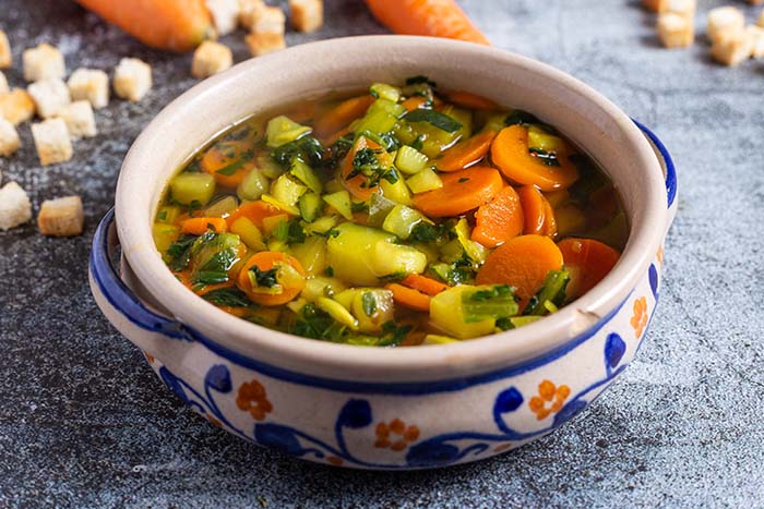 Uravnotežen zimski jedilnik iz domačih jedi